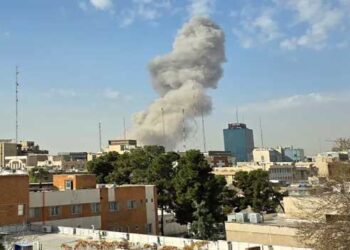 അമേരിക്കയുടേയും ഇസ്രയേലിന്റെയും ലക്ഷ്യം ഇറാൻ ആണവായുധം സ്വന്തമാക്കുന്നത് തടയുകയെന്നതല്ല, ആഗോള ആണവവ്യാപന നിയന്ത്രണ ലക്ഷ്യങ്ങളുമായി ഈ ആക്രമണത്തിനു യാതൊരു ബന്ധവും കാണാനാവുന്നില്ല!! അമേരിക്കയുടെ തയാറെടുപ്പുകൾ കാണുമ്പോൾ മുൻകൂട്ടി ആസൂത്രണം ചെയ്ത പദ്ധതിയെന്ന് വ്യക്തം- റഷ്യ