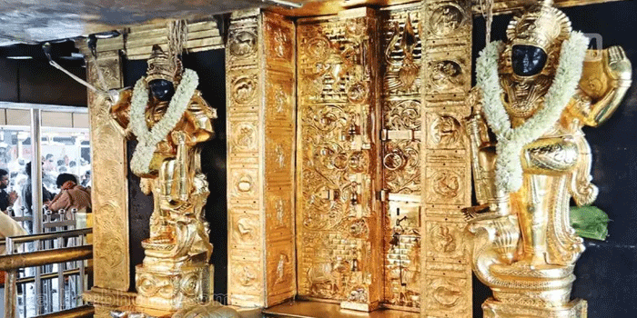 ശബരിമലയിൽ സ്വർണ്ണക്കൊള്ള നടന്നുവെന്നത് പകൽ പോലെ വ്യക്തം; തെളിവുകൾ അനവധി; സന്നിധാനത്തെ പാളികളിൽ നിന്ന് സ്വർണ പ്ലേറ്റുകൾ കടത്തിയിട്ട് ആ സ്ഥാനത്ത് ഡ്യൂപ്ലിക്കേറ്റ് പാളികൾ വച്ചു; ദ്വാരപാലക പാളികളിൽ 3 കിലോ 700 ഗ്രാം തൂക്കത്തിന്റെ കുറവാണ് കണ്ടെത്തിയത്- ഹൈക്കോടതി