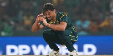 കങ്കാരുപ്പടയെ അവസാന നിമിഷം മഴ ചതിച്ചു, സിംബാബ്‌വെ– അയർലൻഡ് മത്സരം ടോസ് ഇടാനാകാതെ ഉപേക്ഷിച്ചു, ട്വന്റി20 ലോകകപ്പിൽ നിന്ന് ഓസ്ട്രേലിയ ഔട്ട്!! സിംബാബ് സിംബാബ്‌വെ സൂപ്പർ എട്ടിൽ, അയർലൻഡും പുറത്ത്, സൂപ്പർ എട്ടിൽ ഇന്ത്യ മരണ ​ഗ്രൂപ്പിൽ…