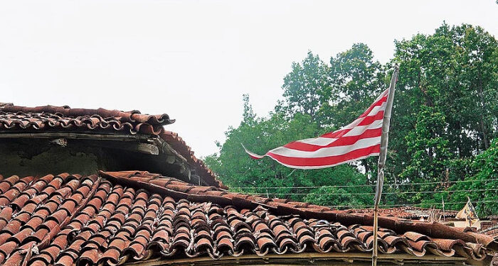 ക്രിസ്തു മതം സ്വീകരിച്ചു, നാല്  ആദിവാസി കുടുംബങ്ങള്‍ക്ക്  ബഹിഷ്കരണം,  കുടിവെള്ളം മുതല്‍ വിറകു ശേഖരണത്തിന് വരെ വിലക്ക്, പരാതിക്കൊടുവില്‍ വിലക്ക് ഭാഗികമായി പിന്‍വലിച്ച് ഗ്രാമമുഖ്യന്‍