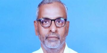 യുഎസ് സ്റ്റോക്ക് മാർക്കറ്റ് ട്രേഡ് എന്ന വ്യാജ ആപ്പിൽപ്പെട്ടു, നിക്ഷേപിച്ച തുക തിരിച്ചു നൽകാതെ കൂടുതൽ, കൂടുതൽ പണം ആപ്പിലൂടെ ആവശ്യപ്പെട്ടുതുടങ്ങി മൂന്നാഴ്ച്ചയ്ക്കുള്ളിൽ റിട്ട. ബിഎസ്എൻഎൽ ജീവനക്കാരന് നഷ്ടമായത് മൂന്ന് കോടി… മനോവിഷമത്തിൽ ട്രെയിനിനു മുന്നിൽ ചാടി ജീവനൊടുക്കി