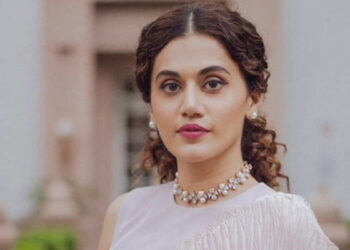 പാഡഡ് ബ്രാ ധരിക്കണമെന്ന് പല സംവിധായകരും നിര്‍ബന്ധം പിടിക്കും, തിരിച്ച് വന്ന് മാറ്റമൊന്നും കണ്ടില്ലെങ്കില്‍ വീണ്ടും പറഞ്ഞയക്കും, ക്യാമറ ഫോക്കസ് ചെയ്യുന്നത്  നടിമാരുടെ വയറിലും മാറിടത്തിലും, നേരിടേണ്ടി വന്ന ദുരനുഭവം പങ്കുവച്ച് തപ്സി പന്നു