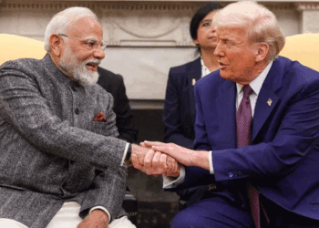 ട്രംപ് അയഞ്ഞു,  തീരുവ18 ശതമാനമാക്കി കുറച്ചു, പിഴത്തീരുവ എടുത്തുമാറ്റും; ഒടുവിലിതാ ഇന്ത്യ- യുഎസ് വ്യാപാര കരാ‍ർ ധാരണയായി; റഷ്യൻ എണ്ണയോട് ഇന്ത്യ ബൈ പറയും?