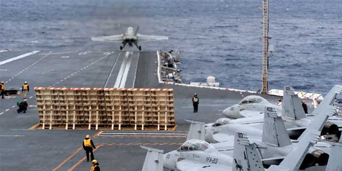 ജെറാൾഡ് ആർ ഫോർഡിനെ കളത്തിലിറക്കി ട്രംപ്!! ഇസ്രായേൽ- അമേരിക്കൻ സൈനിക താവളങ്ങളെ തകർക്കാൻ ശേഷിയുള്ള ഫത്താ 1, ഫത്താ 2 ഹൈപ്പർസോണിക് മിസൈലുകൾ, 2,500 കിലോമീറ്റർ വരെ ദൂരപരിധിയുള്ള ബാലിസ്റ്റിക് മിസൈലുകൾ!! വമ്പൻ യുദ്ധക്കപ്പലുകളെ നേരിടാൻ സാധിക്കുന്ന ചെറിയ വേഗതയേറിയ ബോട്ടുകളും, മൈനുകളും, അന്തർവാഹിനികളുമായി ഇറാൻ… അമേരിക്കയ്ക്ക് ഇറാന്റെ രോമത്തിൽ പോലും തൊടാനാകില്ല- വിദഗ്ദർ