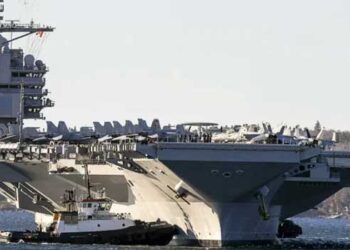 ഇതിലും ഭേ​ദം ആ ഇറാനുമായി യുദ്ധം ചെയ്ത് തട്ടിപ്പോകുന്നതായിരുന്നു!! ലോകത്തിലെ ഏറ്റവും വലിയ, അത്യാധുനിക വിമാനവാഹിനിക്കപ്പലായ യുഎസ്എസ് ഗെറാൾഡ് ആർ ഫോർഡിൽ ഒന്നു കക്കൂസിൽ പോകാൻ പോലും പറ്റുന്നില്ല, അറ്റകുറ്റപ്പണികൾ നടത്താത്തിനാൽ 650 ശുചിമുറികൾ പ്രവർത്തന ര​ഹിതം, സൈനികർക്ക് ‘മുട്ടൽ’ പിടിച്ചുനിർത്തേണ്ടി വരുന്നത് 45 മിനിറ്റോളം… ഓരോ തവണയും ആസിഡ് ഫ്ലഷിന് ചിലവാക്കേണ്ടി വരുന്നത് 400,000 ഡോളർ