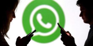 ഇന്ത്യൻ പൗരന്മാരുടെ അവകാശങ്ങൾ ഹനിക്കാൻ അനുവദിക്കില്ല, ജനങ്ങളുടെ സ്വകാര്യത വച്ച് കളിക്കരുത്, നിയമം പാലിക്കാന്‍ കഴിയില്ലെങ്കില്‍ രാജ്യം വിട്ട് പോകണം, വാട്സ് ആപ്പിനെതിരെ രൂക്ഷ വിമര്‍ശനവുമായി സുപ്രീം കോടതി