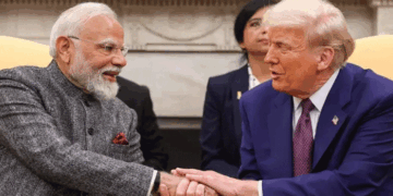 പിണക്കം മാറ്റി ഇണങ്ങിയപ്പോൾ ട്രംപ് ഇന്ത്യയ്ക്കേകിയത് പ്രേത്യേക സമ്മാനം! ഏഷ്യൻ രാജ്യങ്ങളിൽ ഏറ്റവും കുറവ് യുഎസ് തീരുവയുള്ള രാജ്യമായി ഇന്ത്യ