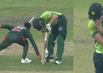 ‘എന്റെ പൊന്നു സാറെ, ഒന്നു കുനിഞ്ഞതേ ഓർമയുള്ളു, പിന്നെയെല്ലാം പെട്ടന്നായിരുന്നു… ഇവർക്കുവേണ്ടിയാണല്ലോ ലോകകപ്പിനു മുൻപ് ഖോരഖോരം വാദിച്ചത്’ !! ബംഗ്ലാദേശിനെതിരായ വിവാദ റണ്ണൗട്ടിൽ ക്രീസിൽ പൊട്ടിത്തെറിച്ച് പാക് താരം സൽമാൻ ആഗ, ഹെൽമറ്റും ഗ്ലൗസും മൈതാനത്ത് വലിച്ചെറിഞ്ഞ് പ്രതിഷേധം, പാക്കിസ്ഥാനെ ട്രോളി സോഷ്യൽ മീഡിയ- വീഡിയോ