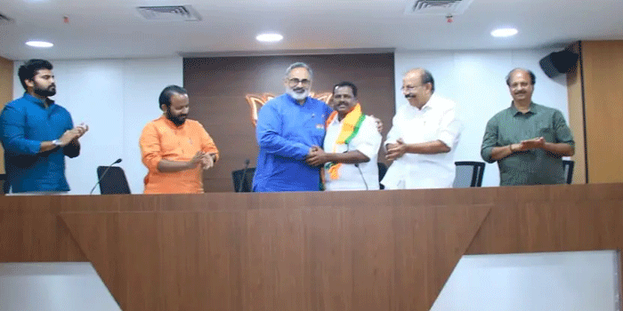 സിപിഐ നേതാവും മുൻ എം.എൽ.എയുമായ കെ. അജിത്ത് ബിജെപിയിലേയ്ക്ക്