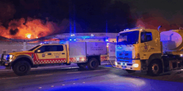 ബഹ്റൈനിലെ തന്ത്ര പ്രധാന സമുദ്ര കേന്ദ്രം ഇറാൻ ആക്രമിച്ചു; വൻതീപിടിത്തം; ഇറാനിലെ യുഎഇ എംബസി അടച്ചുപൂട്ടി