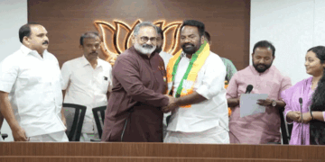 സുധാകരന് പിന്തുണ പ്രഖ്യാപിച്ചതിലെ നീരസത്തെ തുടർന്ന് പാർട്ടിവിട്ട കെ.പി.സി.സി. ജനറൽ സെക്രട്ടറി ബിജെപിയിൽ