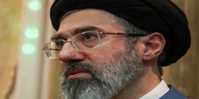 യുദ്ധരീതി മാറ്റാനുള്ള നീക്കത്തിൽ ഇറാൻ;  ‘ആഗോള അഹങ്കാരത്തിന്’ എതിരെയുള്ള ഈ പോരാട്ടത്തിൽ വിട്ടുവീഴ്ചകളില്ല; ഇനിയങ്ങോട്ടുള്ള ആക്രമണങ്ങൾ മിസൈലുകളിൽ ഒതുങ്ങില്ല‘  ഈദ് സന്ദേശത്തിൽ മുജ്തബ ഖമനേയി