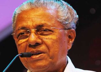 ‘നോക്കണ്ട, എനിക്കിത് പതിവാ’… പ്രസം​ഗിച്ചുകൊണ്ടിരിക്കെ വീണ്ടും മുഖ്യമന്ത്രിയെ മൈക്ക് ചതിച്ചു… സ്പോട്ടിൽ മുഖ്യമന്ത്രിയുടെ മറുപടിയുമെത്തി