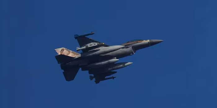 അമേരിക്കൻ എഫ്-18 യുദ്ധവിമാനം മിസൈൽ വച്ചു വീഴ്ത്തിയതായി ഇറാൻ!! യുദ്ധം ആരംഭിച്ചതുമുതൽ 8,000-ത്തിലധികം പറക്കലുകൾ നടത്തി, അമേരിക്കയുടെ യുദ്ധവിമാനവും നഷ്ടപ്പെട്ടിട്ടില്ല- യുഎസ് സെൻട്രൽ കമാൻഡ്, ഇസ്രയേൽ സൈനികാസ്ഥാനം ആക്രമിച്ചു- ഹിസ്ബുല്ല- Video