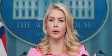 ”ചർച്ചകളിൽ ട്രംപ് ഭരണകൂടത്തെ വഞ്ചിച്ചു, അവർ കളവ് പറഞ്ഞു, അത് പ്രസിഡന്റിന് സ്വീകാര്യമല്ലായിരുന്നു… അതുകൊണ്ടാണ് മുൻനേതാക്കളിൽ പലരും കൊല്ലപ്പെട്ടത്”- ഇറാന്റെ ഉന്നത നേതാക്കൾ കൊല്ലപ്പെടാനുള്ള കാരണം വെളിപ്പെടുത്തി പ്രസ് സെക്രട്ടറി!! ഞങ്ങൾക്ക് നൽകുന്ന വാക്ക് പാലിക്കുന്നില്ലെങ്കിൽ അവർക്ക് ഗുരുതരമായ പ്രത്യാഘാതങ്ങൾ നേരിടേണ്ടി വരും, സാമ്പത്തികഭാരം പങ്കിടാൻ അറബ് രാജ്യങ്ങളോട് അഭ്യർത്ഥിക്കും?