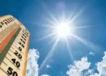 ഉരുകിത്തളർന്ന് കേരളം; കഴിഞ്ഞ 24 മണിക്കൂറിൽ രേഖപ്പെടുത്തിയത് ഉയർന്ന അൾട്രാവയലറ്റ് സൂചിക; സുരക്ഷാമുൻകരുതലുകൾ സ്വീകരിക്കാൻ നിർദ്ദേശം