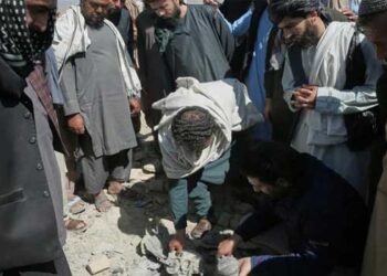 കാബൂളിലെ ആശുപത്രിക്ക് നേരെ പാക് വ്യോമാക്രമണം, 400 മരണം, 250 പേർക്ക് പരുക്ക്, ആശുപത്രി കെട്ടിടം പൂർണമായി തകർന്നു!! ആക്രമിക്കപ്പെട്ടത് ഏകദേശം 3,000 ഓളം അന്തേവാസികൾ താമസിച്ച ലഹരിവിമുക്ത കേന്ദ്രം, ആശുപത്രിയോ, സിവിലിയൻ കേന്ദ്രങ്ങളോ ലക്ഷ്യം വെച്ചിട്ടില്ല, താലിബാൻ നടത്തുന്നത് വ്യാജ പ്രചരണം- നിഷേധിച്ച് പാക്കിസ്ഥാൻ