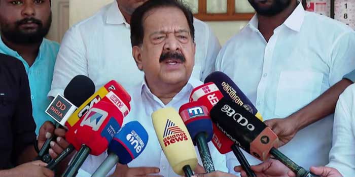 ‘വിജയിച്ചാൽ ജി സുധാകരൻ യുഡിഎഫിനൊപ്പമുണ്ടാകുമോ’? അദ്ദേഹത്തെ പോലെ ഒരാളെ സംശയിക്കേണ്ടതില്ല…സീറ്റിന് അർഹരായ നിരവധി ആളുകൾ പാർട്ടിയിലുണ്ട്, സീറ്റ് ആഗ്രഹിച്ച പലർക്കും നിരാശ ഉണ്ടാകുന്നത് സ്വാഭാവികം, പാർട്ടി വിട്ട് പോകുന്നവർ പിന്നീട് അനുഭവിക്കേണ്ടി വരും, യുഡിഎഫ് അധികാരത്തിൽ വരും, എല്ലാവർക്കും അർഹമായ പരിഗണന തരും- ചെന്നിത്തല