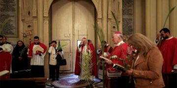 യേശുക്രിസ്തുവിനെ കുരിശിലേറ്റിയെന്ന് വിശ്വസിക്കുന്ന സ്ഥലം… ഓശാന ദിനത്തിൽ ചർച്ച് ഓഫ് ദി ഹോളി സെപൾചറിൽ മതപുരോഹിതന്മാർക്ക് പ്രവേശനം നിഷേധിച്ച് ഇസ്രയേൽ!! നെതന്യാഹുവിന്റെ നടപടിക്കെതിരെ അമേരിക്ക, ഫ്രാൻസ്, ഇറ്റലി തുടങ്ങിയ രാജ്യങ്ങൾ രംഗത്ത്