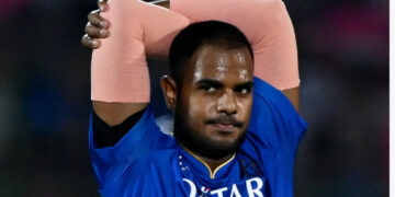 ഈ സീസണില്‍ അയാൾ വേണ്ട, പോക്സോ അടക്കം രണ്ട് പീഡനക്കേസുകള്‍, യഷ് ദയലിനെ ഒഴിവാക്കി ആര്‍സിബി, കരാര്‍ അവസാനിപ്പിക്കില്ല, വ്യക്തിപരമായ ചില പ്രശ്നങ്ങളെന്ന് വിശദീകരണം