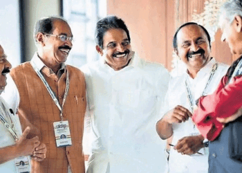 കോൺ​ഗ്രസ് രണ്ടാം ഘട്ട സ്ഥാനാർഥി പട്ടിക വൈകും; രാത്രിയും തിരഞ്ഞെടുപ്പ് സമിതി യോഗം