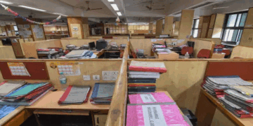 സർക്കാർ ഓഫീസുകളിലും പരിസരങ്ങളിലും നിർബന്ധമായും ശുചിത്വം ഉറപ്പാക്കണം; വീഴ്ച വരുത്തിയാൽ അതത് സ്ഥാപന മേധാവി ഉത്തരവാദി; കർശന നടപടിയുണ്ടാകും