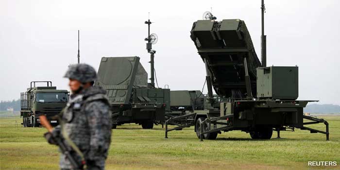 യുദ്ധം അപകടകരമായ ഘട്ടത്തിലേക്ക്, ഇസ്രയേലിനേയും അമേരിക്കയേയും കൂടുതൽ ശക്തിയിൽ പ്രഹരിക്കാൻ ഇറാൻ!! ഇനി മുതൽ തൊടുക്കുക 1000 കിലോയ്ക്ക് മുകളിൽ വാർഹെഡുള്ള മിസൈലുകൾ മാത്രം- ഇറാൻ!! ദുബായ് അന്താരാഷ്ട്ര വിമാനത്താവളം, റാസ് തനുറ എണ്ണ ശുദ്ധീകരണ ശാല ലക്ഷ്യമിട്ട് ഇറാൻ തൊടുത്തതും 1000 കിലോയ്ക്ക് മുകളിൽ വാർഹെഡുള്ള മിസൈലുകൾ
