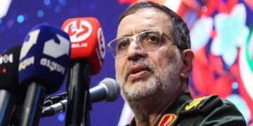 ‘ഈ യുദ്ധ സാഹചര്യത്തിലുപോലും ഇറാൻ്റെ മിസൈൽ നിർമ്മാണം തുടരും’… പ്രസ്താവനയിറക്കി മണിക്കൂറുകൾക്കുള്ളിൽ ഐആർജിസി വക്താവിനെ തീർത്ത് യുഎസ്- ഇസ്രയേൽ ആക്രമണം!! അലി മുഹമ്മദ് നയിനി കൊല്ലപ്പെട്ടതായി സ്ഥിരീകരിച്ച് ഇറാൻ, നാലാഴ്ചയ്ക്കുള്ളിൽ ഇറാന് നഷ്ടമായത് സൈനിക- രാഷ്ട്രീയ നേതൃനിരയിലെ നാല് മുൻനിര നേതാക്കന്മാരെ