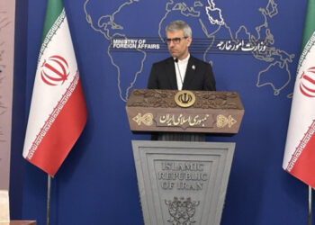 ഇടനിലക്കാർ വഴി ചര്‍ച്ചയ്ക്കായി യു എസ്  തങ്ങളോട് അഭ്യര്‍ത്ഥിച്ചു, എന്നാല്‍ ഇത്രയും ദിവസത്തിനിടയ്ക്ക് ഒരിക്കല്‍ പോലും തങ്ങളതിന് തയ്യാറായിട്ടില്ല, മുൻകാലങ്ങളിലെ ‘നയതന്ത്ര വഞ്ചനകൾ’ ഓര്‍മ്മയുണ്ട്, സ്വന്തം പ്രതിരോധത്തിൽ ശ്രദ്ധ കേന്ദ്രീകരിക്കാനാണ് തീരുമാനമെന്ന് ഇറാന്‍