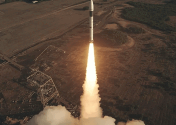 ഒരാഴ്ച കൊണ്ട് യുഎസിന്റെ 2.7 ബില്യൺ ഡോളർ വിലമതിക്കുന്ന റഡാർ സംവിധാനങ്ങൾ ഇറാൻ തകർത്തു; ഇനിയങ്ങോട്ട്  പ്രഹരശേഷി ഉയർത്താനും ലക്ഷ്യമിടുന്നു