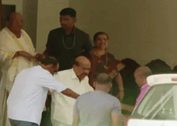 കളത്തിലിറങ്ങി ജി. സുധാകരൻ ; ‘സുധാകരൻ ഭരണത്തിൽ സത്യസന്ധതയുള്ള വ്യക്തി‘യെന്ന് വെള്ളാപ്പള്ളി; ഇരുവരും തമ്മിൽ രഹസ്യ കൂടിക്കാഴ്ച