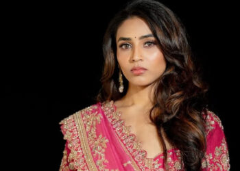 ഞങ്ങളുടെ ശരീരഭാഗങ്ങളിലേക്ക് അനാവശ്യമായി സൂം ഇന്‍ ചെയ്യാനാണ് ചിലര്‍ ശ്രമിക്കുന്നത്, ഇത് ബഹുമാനമില്ലായ്മയും അംഗീകരിക്കാന്‍ കഴിയാത്തതും, ആത്മാഭിമാനത്തിന് മേലുള്ള കടന്നുകയറ്റം സഹിക്കാന്‍ കഴിയില്ല, ദയവായി പ്രൊഫഷണലിസവും അല്പം മാന്യതയും കാണിക്കണം, പാപ്പരാസികള്‍ക്കെതിരെ രൂക്ഷ വിമര്‍ശനവുമായി  കാന്താര നായിക