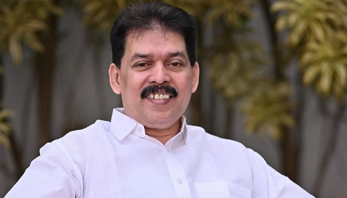 സിപിഎമ്മില് മന്ത്രിമാര്ക്കും എംഎല്എമാര്ക്കും പോലും നിലനില്പ്പില്ല, പിന്നെ സഹയാത്രികർ അത് തീരെ പ്രതീക്ഷിക്കേണ്ടതില്ല, പാര്ട്ടിയില് നേരിട്ടത് കൊടിയ അവഗണന,മുൻ എംഎൽഎ കാരാട്ട് റസാഖ് മുസ്ലീം ലീഗിലേക്ക്