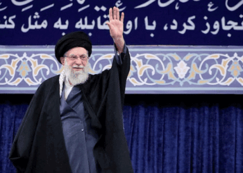 അനിയന്ത്രിത ജനക്കൂട്ടത്തെ ഭയന്ന് ഇറാൻ ഖമേനിയുടെ ശവസംസ്കാരം മാറ്റിവച്ചു; അനിവാര്യ ഒരുക്കങ്ങൾ പൂർത്തിയാക്കിയ ശേഷം മാത്രം ചടങ്ങുകളെന്ന് ഇറാൻ നേതൃത്വം