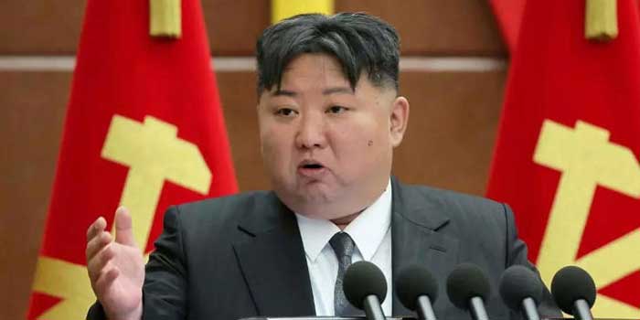 ലക്ഷ്യം യുഎസ്? പശ്ചിമേഷ്യയിൽ ആ​ഗോള ഭീകരവാദവും ആക്രമണവും അഴിച്ചുവിടുന്നത് അമേരിക്ക!! ശത്രുരാജ്യങ്ങൾക്ക് തിരിച്ചടിക്കാൻ കഴിയാതെവിധം രാജ്യത്തെ പ്രതിരോധ സംവിധാനങ്ങൾ, ആണവായുധങ്ങൾ ശക്തിപ്പെടുത്തണം- കിം ജോങ് ഉൻ, പിന്നാലെ 2,500 ന്യൂട്ടൺ ട്രസ്റ്റ് ശേഷിയുള്ള അത്യാധുനിക മിസൈൽ പരീക്ഷണം