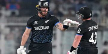 പ്രോട്ടിയാസിന്റെ അപരാജിത കുതിപ്പിന് അന്ത്യം കുറിച്ച് കിവീസ് !! 33 പന്തിൽ സെഞ്ചുറി, ടി 20 ലോകകപ്പിലെ ഏറ്റവും വേഗമേറിയ സെഞ്ചുറി റെക്കോ‍ഡ് കുറിച്ച് അലൻ, 9 വിക്കറ്റിന്റെ മിന്നും ജയവുമായി ന്യൂസിലൻഡ് വിശ്വകിരീടത്തിന് തൊട്ടരികെ, എതിരാളികൾ ആര്? ഉത്തരം ഇന്നുതന്നെയറിയാം