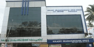 പഞ്ചായത്ത് പ്രസിഡന്റിനെ കൈയ്യേറ്റം ചെയ്ത് സിപിഎം ലോക്കൽ കമ്മിറ്റി സെക്രട്ടറി;  വനിതാ പഞ്ചായത്തംഗങ്ങളെ  മുടിയിൽ കുത്തിപ്പിടിച്ച് വലിച്ചിഴച്ച് മർദിച്ച സംഭവത്തിലെ ഒന്നാം പ്രതിയാണ് തന്നെയും മർ​ദിച്ചതെന്ന് പ്രസിഡന്റ്