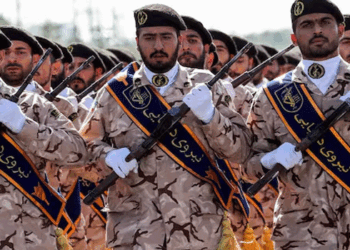 ഇറാനിയൻ ആൺകുട്ടികളുടെ ‘തലവിധി‘ തീരുമാനിക്കുന്ന ‘കൊൺകുർ‘ പരീക്ഷ; ജയിച്ചാൽ ഉപരിപഠനം, തോറ്റാൽ പട്ടാളത്തിലേയ്ക്ക്! റിസൾട്ട് പേടിയിൽ വിദ്യാത്ഥികൾ