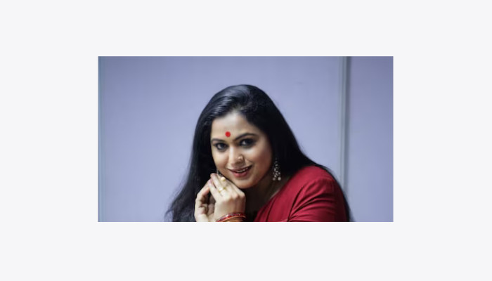 അഴിമതിയിൽ മുങ്ങിയ രാഷ്ട്രീയ തൊഴിലാളികൾക്ക് എം കെ മുനീര് ഒരു അപവാദമാണ്, ഖജനാവിൽ നിന്നും ഒരു നാണയം പോലും എടുക്കാതെ കടം വാങ്ങി നാട്ടിലേക്ക് തിരികെ പോയ മുഹമ്മദ് കോയ സാഹിബിന്റെ മകന് അങ്ങനെ ആകാനല്ലേ സാധിക്കൂ? പ്രബുദ്ധ കേരളം മുനീർ സാറിനെ ചേർത്തു പിടിക്കണം- ലക്ഷ്മി പ്രിയ