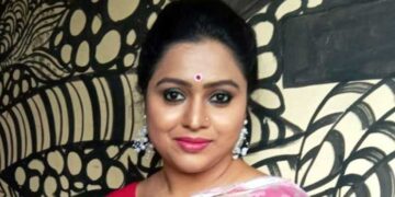 സ്ഥാനാർഥിക്ക് ആരോ​ഗ്യപ്രശ്നങ്ങൾ, റോഡ് ഷോ ഉണ്ടായിരിക്കുന്നതല്ല!! സാബു ജേക്കബിന് കിട്ടിയത് എട്ടിന്റെ പണി, റോഡ് ഷോയ്ക്ക് ഫ്ലക്സ്, കമാനങ്ങൾ, തിരഞ്ഞെടുപ്പ് കമ്മിറ്റി ഓഫീസ് വരെ സജ്ജമാക്കി, ഉദ്ഘാടനം ചെയ്യാനായി കേന്ദ്രസഹമന്ത്രിയും, പിന്നെയാണ് അറിയുന്നത് സ്ഥാനാർഥി ലക്ഷ്മിപ്രിയയ്ക്ക് പെരുമ്പാവൂരിൽ വോ‌ട്ടില്ല, റോഡ് ഷോ ഭൂപതി രാജു ശ്രീനിവാസ വർമയുടെ പദയാത്രയായി മാറി…