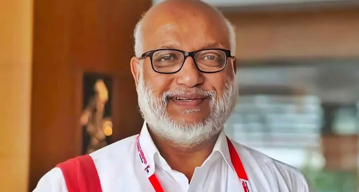 സിപിഎമ്മില് നിന്ന് പുറത്തു പോയവര് വഞ്ചകര്, സ്ഥാനമാനങ്ങൾക്ക് വേണ്ടിയാണ് ഇവർ പാർട്ടി വിട്ടത്. ബി.ജെ.പി.ക്ക് നേതാക്കളെ സംഭാവന ചെയ്യുന്നത് കോണ്ഗ്രസ്. ഇവര്ക്ക് ഓരോ സ്ഥലത്ത് ഓരോ നിലപാടുകളാണ്- എം എ ബേബി