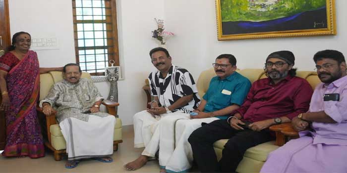 ഒറ്റപ്പാലത്തെ പ്രധാന പ്രശ്നങ്ങൾ പരിഹരിക്കാൻ  ഇതുവരെ വന്ന എംഎൽഎമാർക്ക് സാധിച്ചിട്ടില്ലെന്ന് മേജർ രവി; മണ്ഡലത്തിൽ പൗരപ്രമുഖരുമായി കൂടിക്കാഴ്ച, വികസന വിഷയങ്ങൾ ചർച്ചയായി