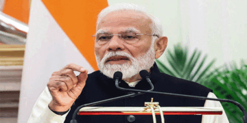 ചരിത്ര നേട്ടത്തിളക്കത്തിൽ മോദി ; സർക്കാർ തലവൻ എന്ന നിലയിൽ ഏറ്റവും കൂടുതൽ കാലം സേവനമനുഷ്ഠിച്ച വ്യക്തി; മുഖ്യമന്ത്രി, പ്രധാനമന്ത്രി എന്നീ പദവികളോടെ അധികാര കസേരയിലിരുന്നിട്ട്   8,931 ദിനങ്ങൾ!