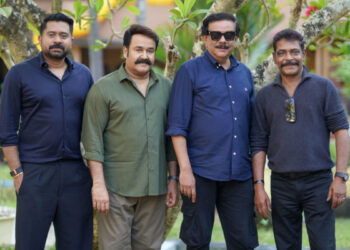 പ്രിയദർശന്റെ  നൂറാമതു ചിത്രത്തിൽ  മോഹൻലാൽ നായകൻ