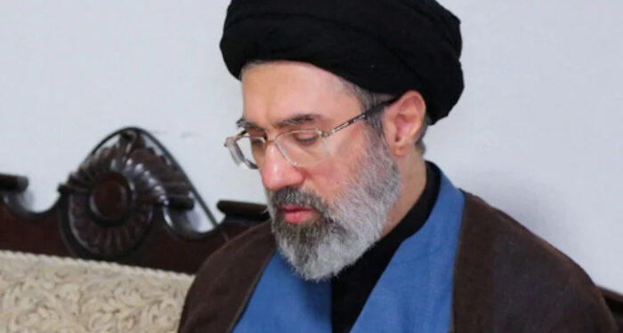 ‘ മുജ്തബയ്ക്ക് മരണം’… പിതാവിനേക്കാൾ ക്രൂരന്‍, മുജ്തബ ഖമനയിക്കെതിരെ ഇറാനില്‍ ജനരോഷം ആര്‍ത്തിരമ്പുന്നു, പ്രതിഷേധ മുദ്രാവാക്യവുമായി സ്ത്രീകള്‍