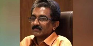 നവീൻ ബാബുവിന് ഒരു ലക്ഷം രൂപ കൈക്കൂലി നൽകാനായി പ്രശാന്ത് സ്വർണം എവിടെയാണ്, എപ്പോഴാണ് പണയം വെച്ചത്? അന്വേഷണം നടത്തിയ വിജിലൻസ് ഉദ്യോഗസ്ഥരെ ചോദ്യം ചെയ്യണം, പണം കൈമാറിയെന്ന് പറയപ്പെടുന്ന ക്വാർട്ടേഴ്സിലെ സിസിടിവി ദൃശ്യങ്ങൾ ഒന്നുപോലും എഡിറ്റ് ചെയ്യാതെ പൂർണ്ണരൂപത്തിൽ കോടതിയിൽ ഹാജരാക്കണം- തുടരന്വേഷണത്തിന് ഉത്തരവിട്ട് കോടതി