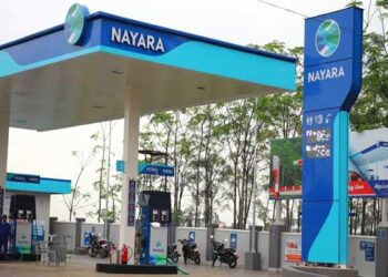 പെട്രോളിന് ഒറ്റയടിക്ക് കൂട്ടിയത് 5.30 രൂപ, ഡീസലിന് 3 രൂപ!! ‍‍‍പെട്രോൾ, ഡീസൽ വില വർദ്ധിപ്പിച്ച് നയാര