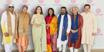 ഉസ്താദ് സാകിർ ഹുസൈൻ്റെ 75-ാം ജന്മവാർഷികാഘോഷത്തിൽ പാരമ്പര്യം കലയിൽ പ്രകടമാക്കിയ പ്രതിഭകളെ ആദരിച്ച് റിലയൻസ് ഫൗണ്ടേഷൻ സ്ഥാപക നിത അംബാനി