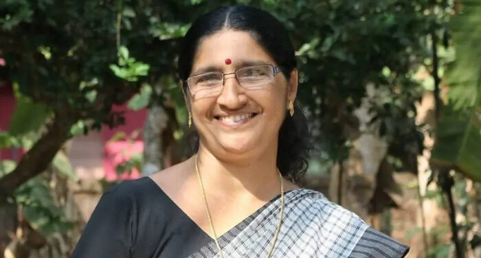 ജനങ്ങളുമായി യാതൊരു ബന്ധവുമില്ലാത്തൊരാളെ എങ്ങനെ സ്ഥാനാര്‍ത്ഥിയാക്കും?? കമ്മ്യൂണിസ്റ്റ് ശൈലിയും ഇല്ല,  പി കെ.ശ്യാമളയ്ക്കെതിരെ വന്‍ വിമര്‍ശനവുമായി പ്രവര്‍ത്തകര്‍,  എതിര്‍പ്പുകള്‍ക്കിടയിലും പ്രചരണ പരിപാടികള്‍ക്ക് തുടക്കം കുറിക്കാന്‍ പാര്‍ട്ടി നേതൃത്വം