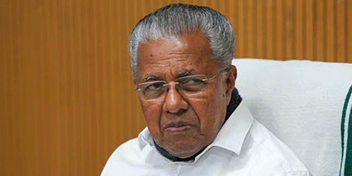 കെ. സുധാകരനെ പ്രശംസിച്ചും ജി. സുധാകരനെ വിമർശിച്ചും പിണറായി; ‘ കാണിച്ചത് ചെറ്റത്തരമാണ് , വഞ്ചനയ്ക്ക് ഇതിൽപരം വിശേഷണമില്ല; പാർട്ടി തെറ്റിദ്ധരിക്കപ്പെട്ടു’